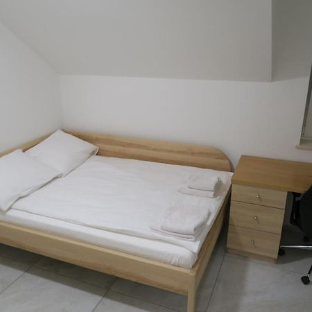 Rooms For Rent In リュブリャナ エクステリア 写真