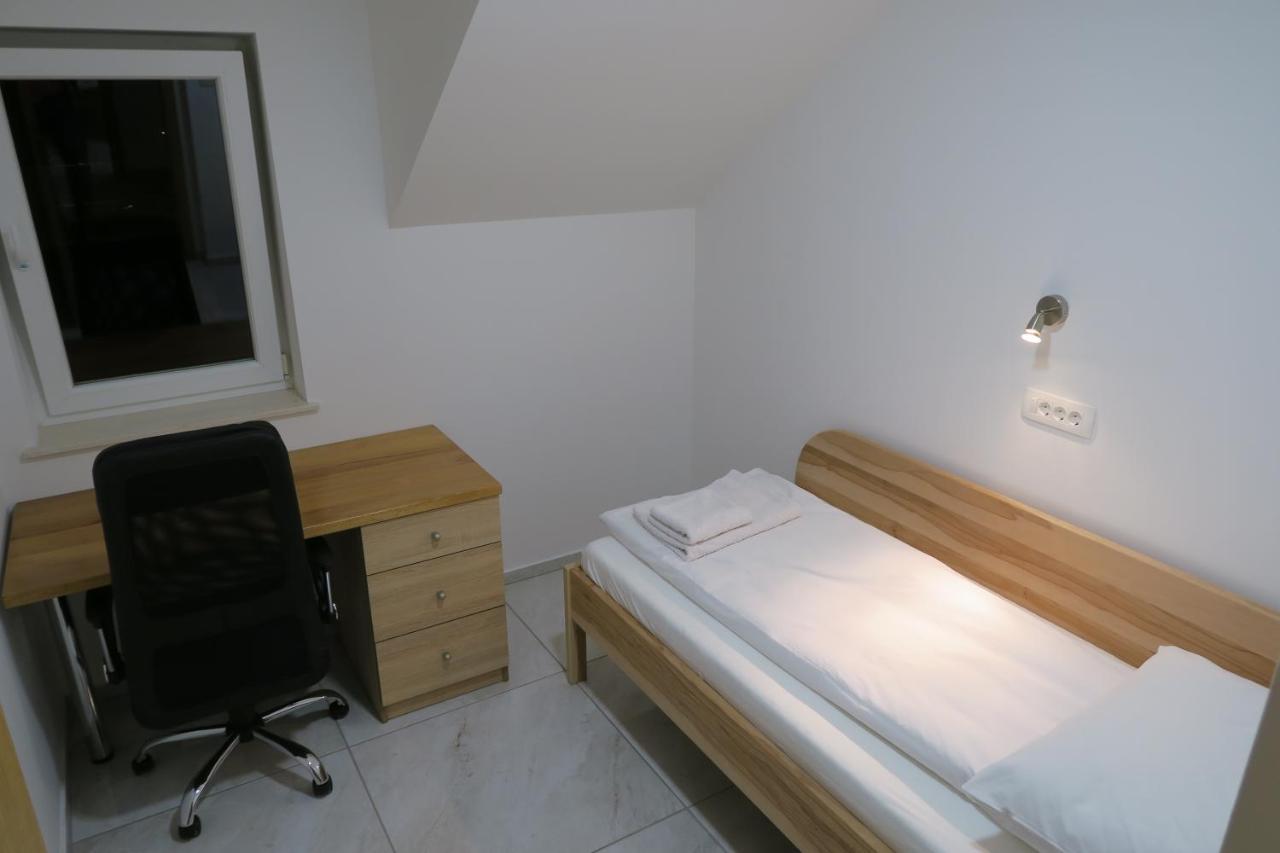 Rooms For Rent In リュブリャナ エクステリア 写真