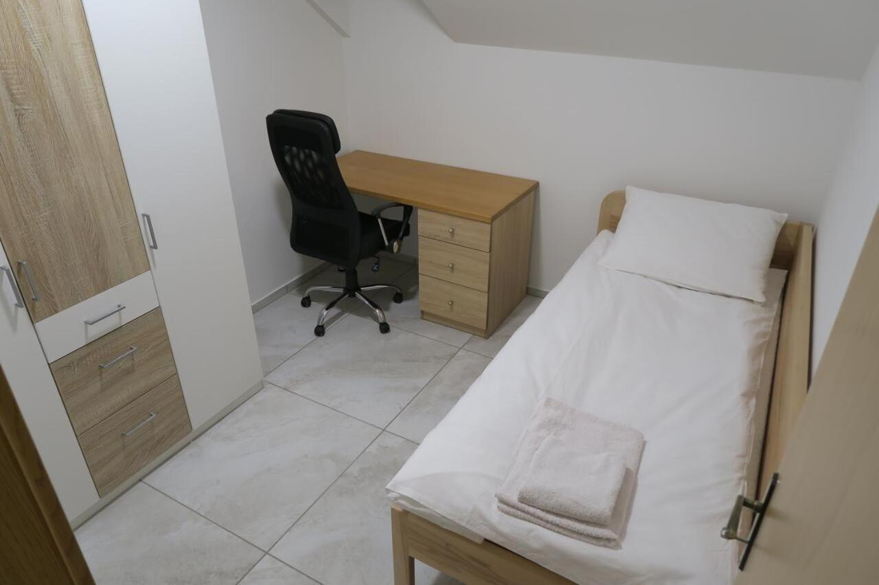 Rooms For Rent In リュブリャナ エクステリア 写真