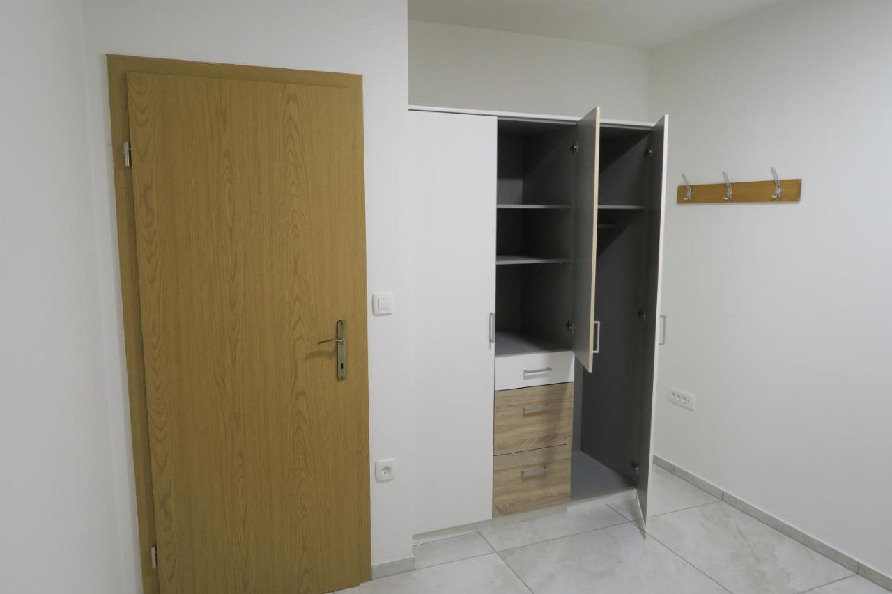 Rooms For Rent In リュブリャナ エクステリア 写真