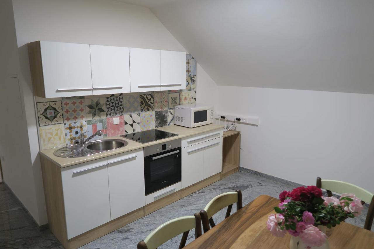 Rooms For Rent In リュブリャナ エクステリア 写真