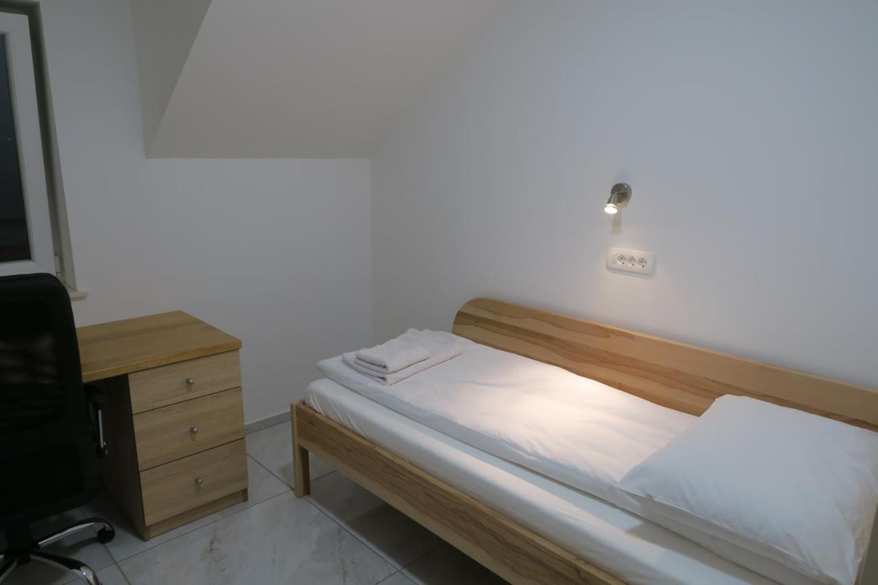 Rooms For Rent In リュブリャナ エクステリア 写真