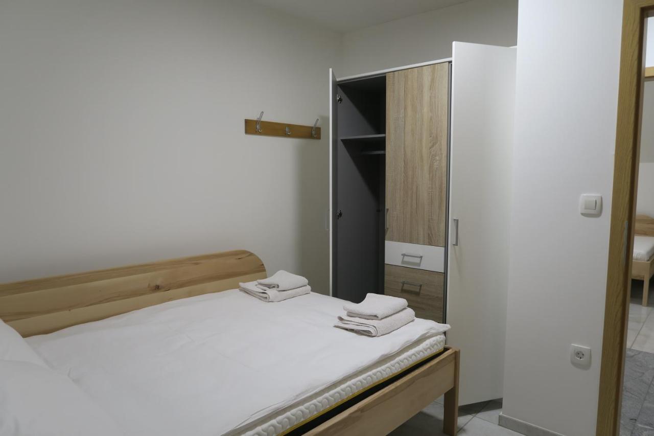 Rooms For Rent In リュブリャナ エクステリア 写真